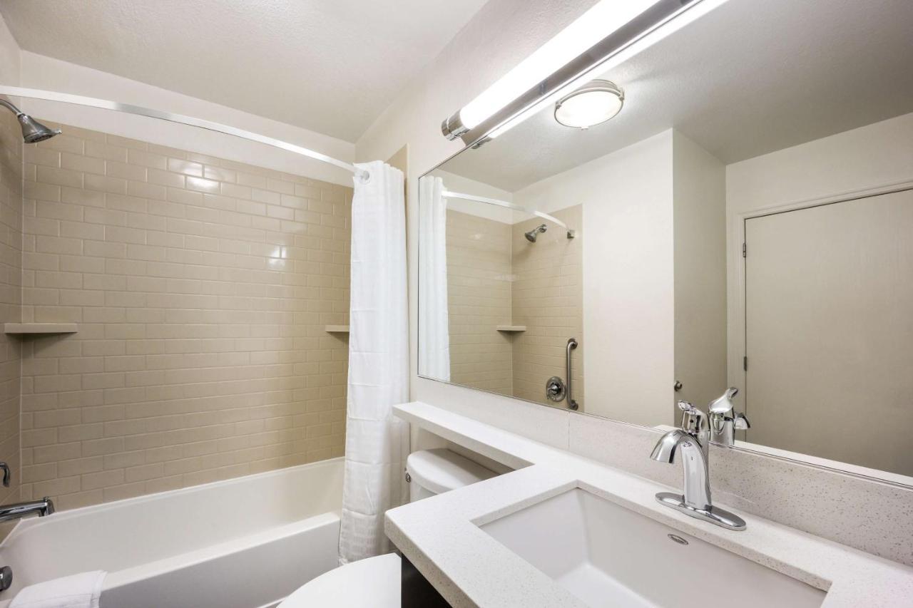 Sonesta Simply Suites Salt Lake City Airport Exterior foto