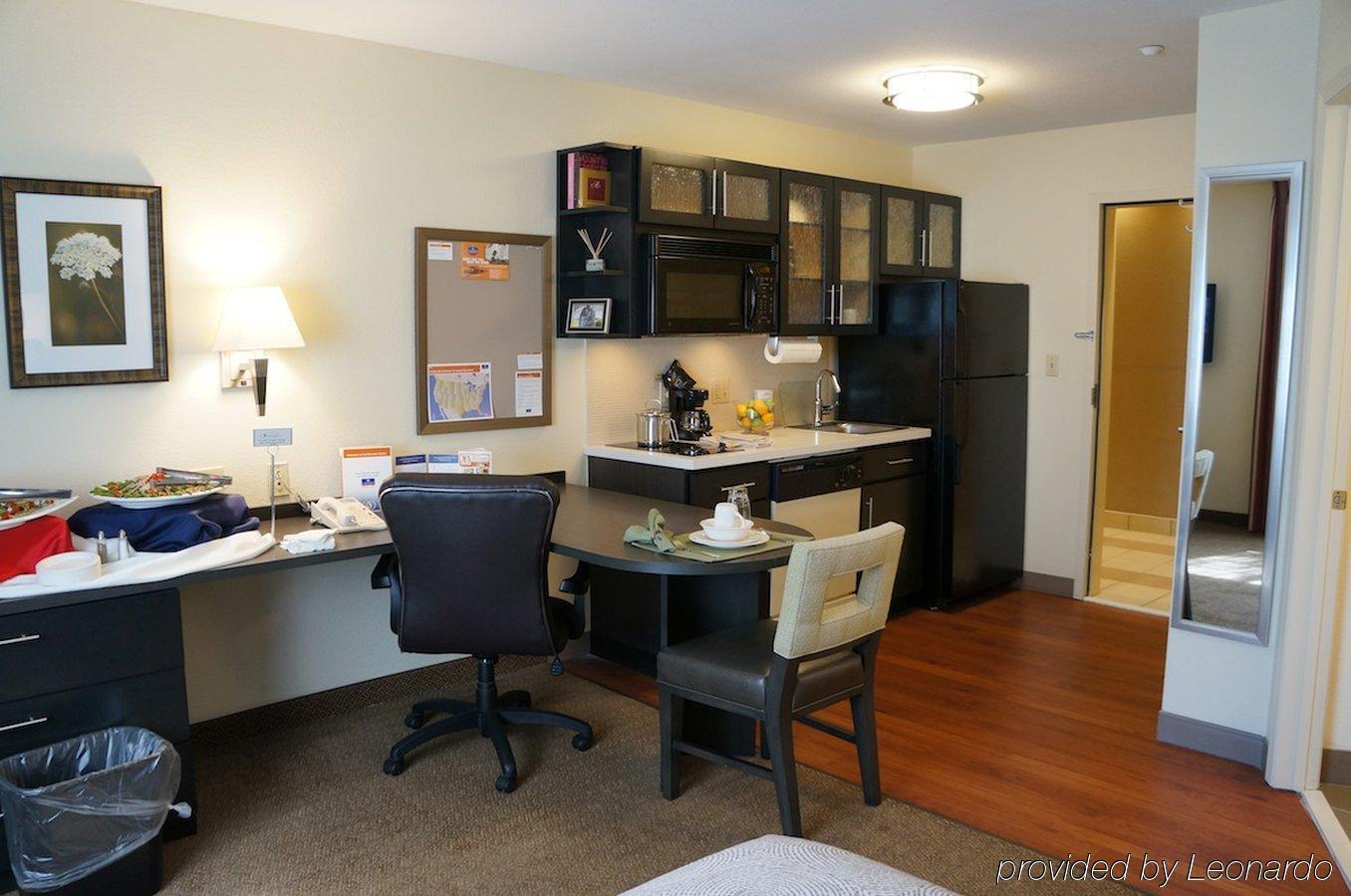 Sonesta Simply Suites Salt Lake City Airport Exterior foto