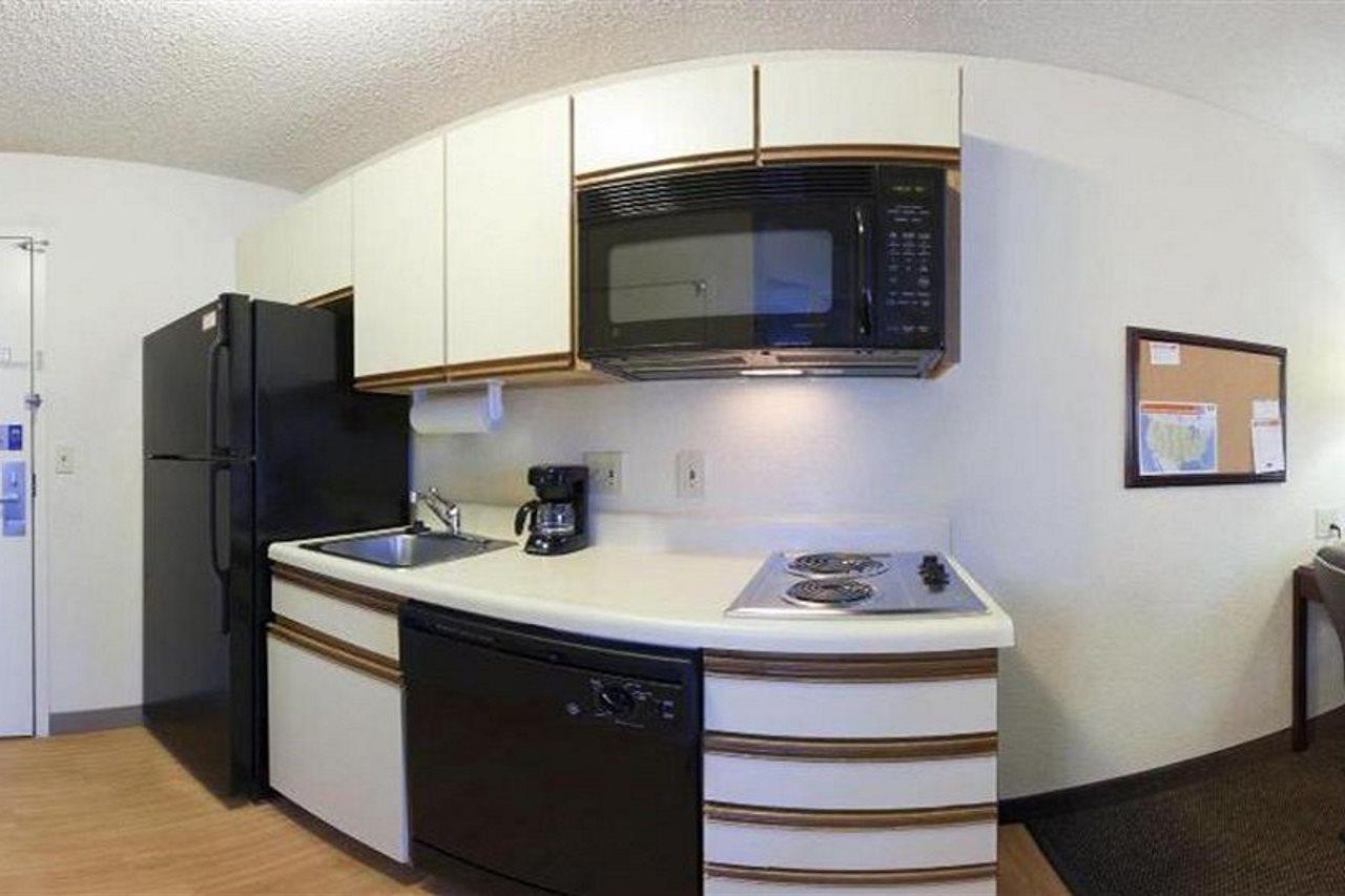 Sonesta Simply Suites Salt Lake City Airport Exterior foto